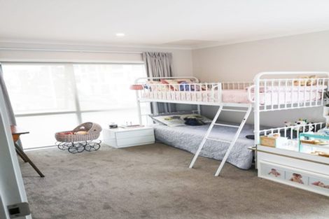 Photo of property in 60 Mapou Road, Hobsonville, Auckland, 0616