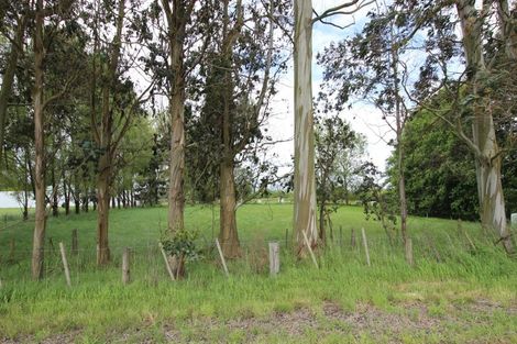 Photo of property in 15 Shields Road, Menzies Ferry, Wyndham, 9891