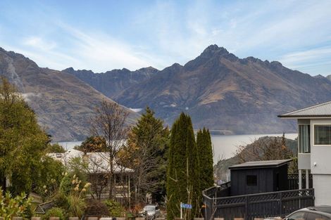 Photo of property in 1b Dart Place, Fernhill, Queenstown, 9300
