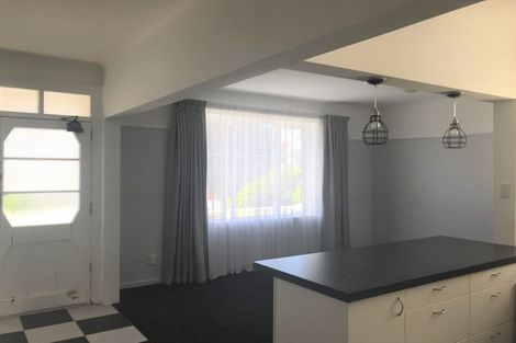 Photo of property in 34f5 Hawkestone Street, Thorndon, Wellington, 6011