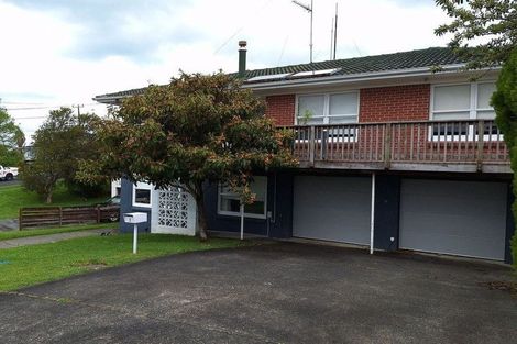 Photo of property in 2 Anne Road, Hillcrest, Auckland, 0627