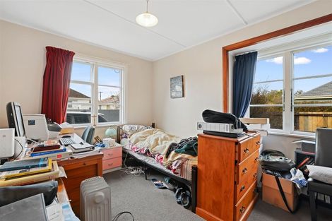 Photo of property in 13 Pitcairn Crescent, Bryndwr, Christchurch, 8053