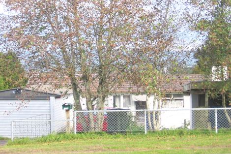 Photo of property in 224 Don Buck Road, Massey, Auckland, 0614