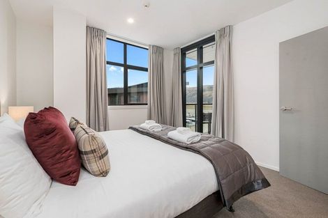 Photo of property in Wyndham Gardens Apartments, 309/30u Red Oaks Drive, Frankton, Queenstown, 9300