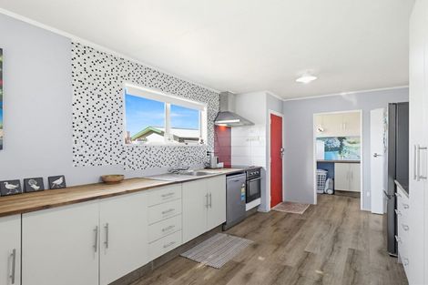 Photo of property in 17a Tainui Street, Castlecliff, Whanganui, 4501