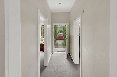 Photo of property in 205 Sylvan Road, Parkvale, Hastings, 4122