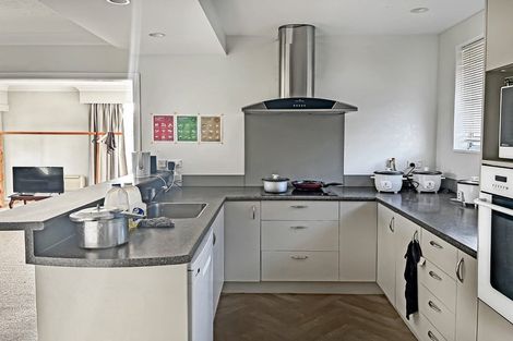 Photo of property in 48 Kent Lodge Avenue, Avonhead, Christchurch, 8042