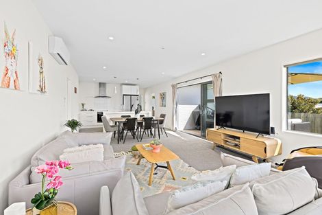 Photo of property in 35 Fairwater Road, Warkworth, 0910