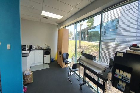 Photo of property in 100 Bush Road, Mosgiel, 9024