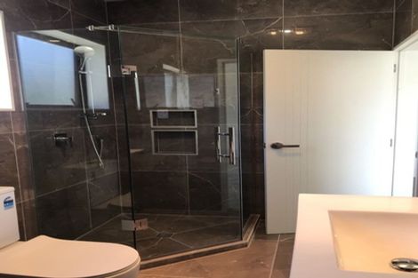 Photo of property in 3 Gamble Way, Massey, Auckland, 0614