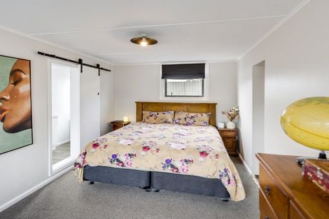 Photo of property in 13 Howard Road, Taradale, Napier, 4112