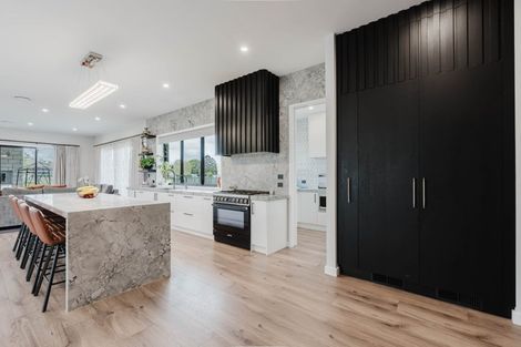 Photo of property in 275 Racecourse Road, Cambridge, 3493