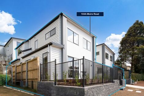 Photo of property in 104a Moire Road, West Harbour, Auckland, 0618