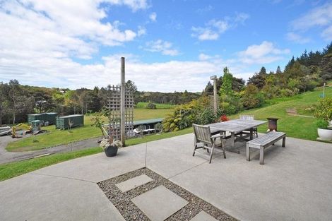 Photo of property in 121a Robinson Road, Coatesville, Albany, 0793