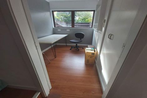 Photo of property in 2/249 Muritai Road, Eastbourne, Lower Hutt, 5013