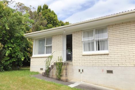 Photo of property in 42 Cheval Drive, Totara Vale, Auckland, 0629
