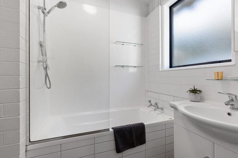 Photo of property in 2/67a Saint Albans Street, St Albans, Christchurch, 8014