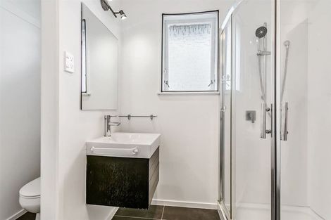 Photo of property in 29 Woodside Road, Massey, Auckland, 0614