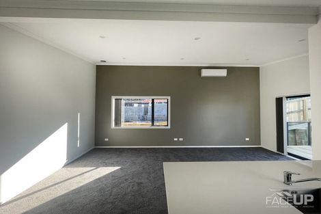Photo of property in 11u4 Scotland Place, Hillcrest, Hamilton, 3216