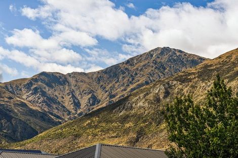 Photo of property in 1 Mcivor Lane, Lake Hayes, Queenstown, 9304