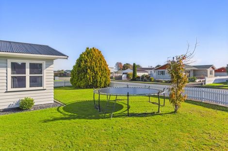 Photo of property in 2 Weld Street, Levin, 5510