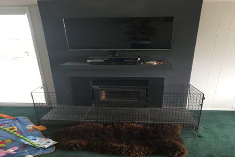 Photo of property in 3 French Street, Moturoa, New Plymouth, 4310