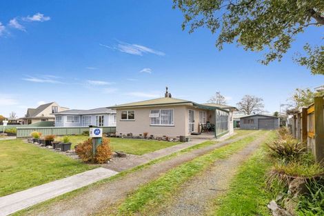 Photo of property in 38 Tennyson Crescent, Stoke, Nelson, 7011