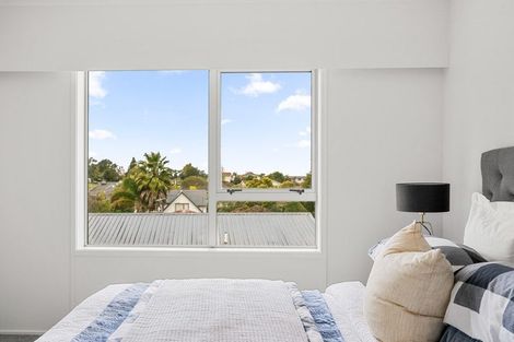 Photo of property in 1/24 Stredwick Drive, Torbay, Auckland, 0630