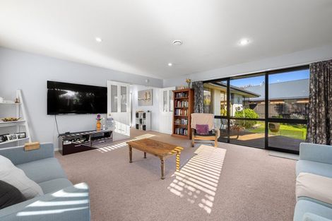 Photo of property in 242 Kingsbury Avenue, Rangiora, 7400