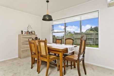 Photo of property in 1/6 Ellice Road, Totara Vale, Auckland, 0629