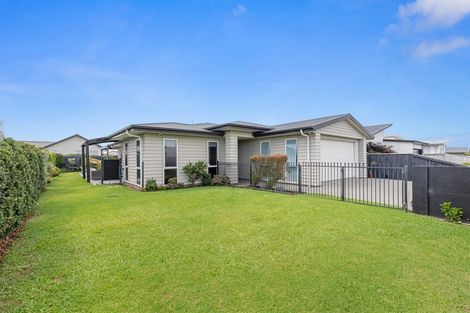 Photo of property in 77 Sandhurst Drive, Papamoa Beach, Papamoa, 3118