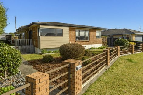 Photo of property in 1 The Green, Mount Maunganui, 3116