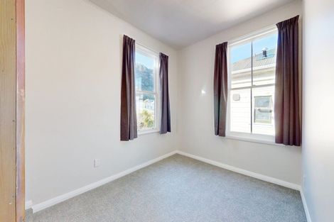 Photo of property in 122 Tinakori Road, Thorndon, Wellington, 6011