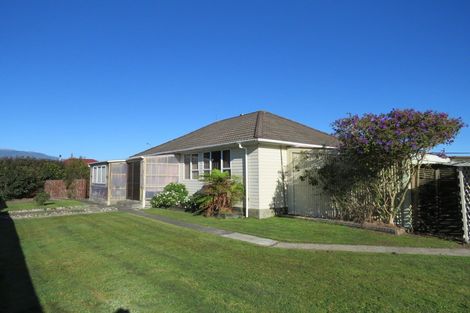 Photo of property in 62 Domett Street, Westport, 7825