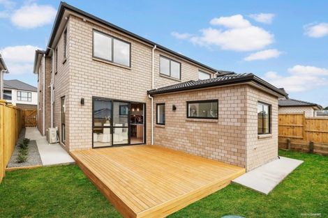Photo of property in 71 Drumbuoy Drive, Flat Bush, Auckland, 2019