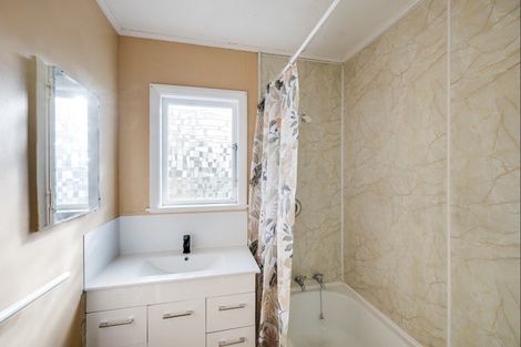 Photo of property in 59 Leicester Avenue, Tamatea, Napier, 4112