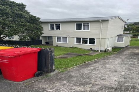 Photo of property in 66 Hereford Street, Cannons Creek, Porirua, 5024