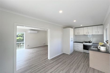 Photo of property in 21 Castleton Street, Birkdale, Auckland, 0626