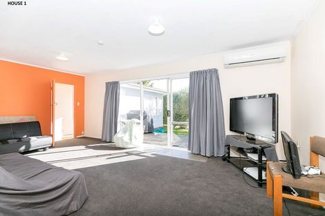 Photo of property in 1 Helena Road, Hillcrest, Hamilton, 3216