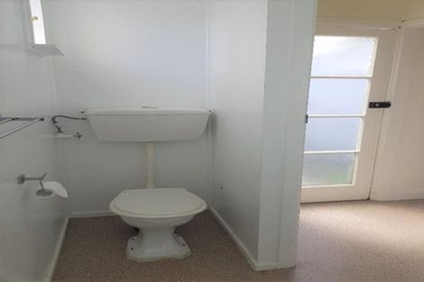 Photo of property in 10a Blease Street, New Lynn, Auckland, 0600