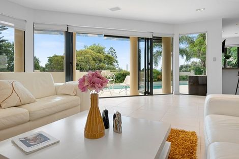 Photo of property in 39 Granger Road, Cockle Bay, Auckland, 2014