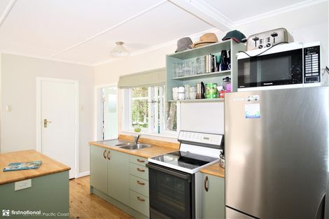 Photo of property in 7 Mako Avenue, Whiritoa, Whangamata, 3691