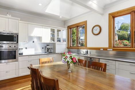 Photo of property in 30 Stonelaw Terrace, Maori Hill, Dunedin, 9010