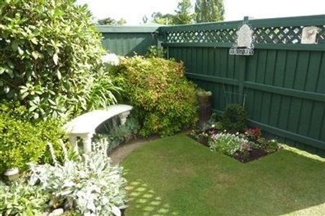 Photo of property in 1/57 Winters Road, Redwood, Christchurch, 8051