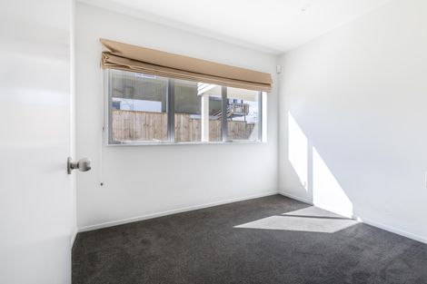 Photo of property in 36 Makora Road, Massey, Auckland, 0614