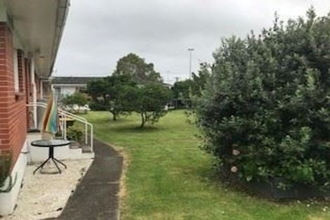 Photo of property in 6/19 Lake Pupuke Drive, Takapuna, Auckland, 0622