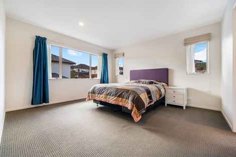 Photo of property in 11 Kouras Place, Flat Bush, Auckland, 2016