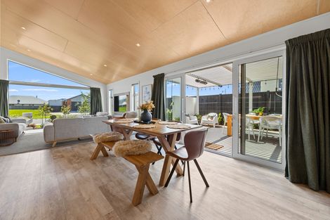 Photo of property in 28 Armadale Street, Mosgiel, 9024