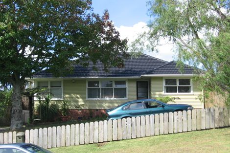 Photo of property in 72 Stottholm Road, Titirangi, Auckland, 0604