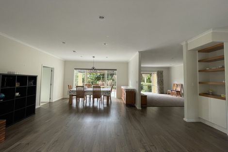 Photo of property in 12 Oakford Park Crescent, Greenhithe, Auckland, 0632